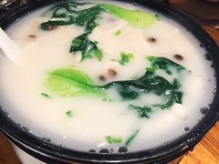 -苹果树下艺术餐厅(宋庄店)