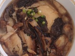 -海派美食·家宴海鲜青岛菜·石锅鲽鱼头(东方城店)