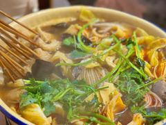 -勃利地摊·勃立小串烧烤