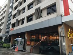 -西隆翠妮提酒店