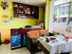 -余家庄肥肠鱼地方汤锅(银杏大道店)