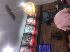 -秦香陕西食府(华贸天地店)