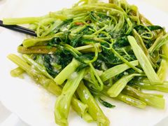 -品香菜馆(旗峰路中侨大厦店)