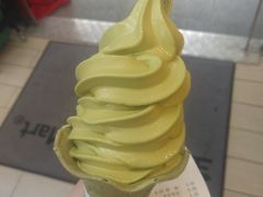 -全家便利店(愚园店)