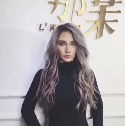 -变画·发型STUDIO