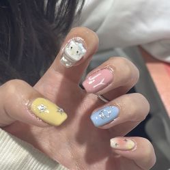 -晨·艺美甲美睫