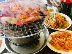 -韩风烤牛肉冷面店