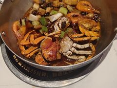 -七欣天香辣蟹火锅(闵行浦江欢乐颂店)