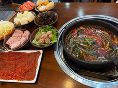 -黔有有贵州酸汤夺夺粉火锅(五味十字店)