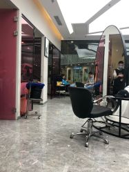 -变画·发型STUDIO