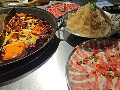 -鹿鸣山草本茶香火锅(园西路店)