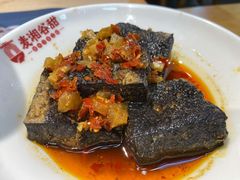 老长沙臭豆腐-呷佬·长沙手工米粉(金沙江路店)