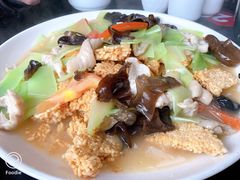 -曾氏肥肠馆(凯瑞雅居店)