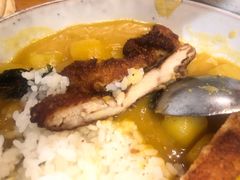 黄咖喱鸡排饭-About Bistro關於·泰式家庭料理