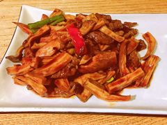 杏鲍菇牛柳-吴越荣记苏州菜·松鼠桂鱼100%活鱼现做(斜塘老街店)