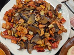 -阿山卓·野生菌火锅·纳西火塘烤肉