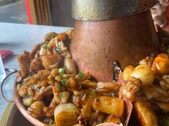 -老佛爷铜炉蛙锅(挂绿店)