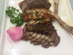 -大鸭梨烤鸭店(金顶街店)