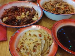 -老三样·美食研究中心(世贸路店)