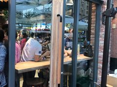 门面-皇冠幸福里动物奶油生日蛋糕(万达店)