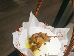 -鸽子侯·家宴·平价海鲜(绿地店)