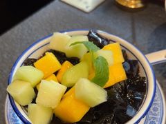 -蝴蝶里·粤菜·点心(滨江龙湖店)