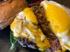 -HIGH FIVE哈福手工汉堡(桂林路店)