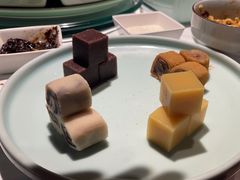 -羲和雅苑•北京烤鸭(陆家嘴中心店)
