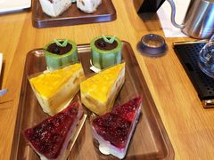 -星巴克臻选(华堂·新辰汇店)
