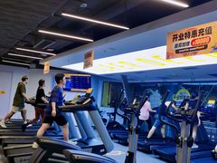 -超鹿运动(达信大厦店)