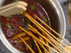 -红鼎豆捞·非遗鲍皇汤火锅(宝丰路店)