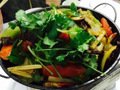 -乡土特色.冷锅鱼.牦牛肉汤锅