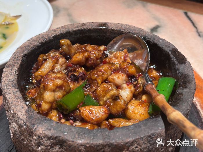 桂满陇-西湖船宴(西单大悦城店)石锅杭椒牛蛙图片