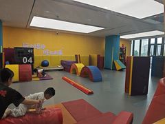 -玩胜青少儿体能(福田侨香中心)