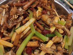 干锅牛蛙-馋嘴蛙火锅