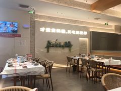 -肥肥虾庄·金牌油焖大虾(汉口城市广场店)