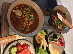 -和子足浴SPA会馆(东方之门店)