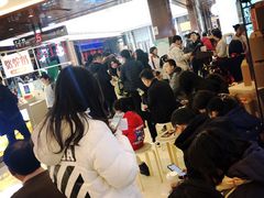 等位区-黑鸡小馆(金源店)