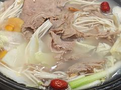 -九寨特色牦牛肉汤锅 羊肉汤锅