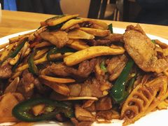 私房小炒肉-一鸣蒸汽石锅鱼 Yiming Steamed Stonepot Fish