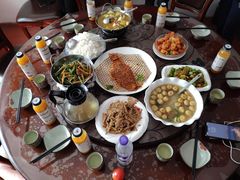 -天天向上素食餐厅(五台山店)