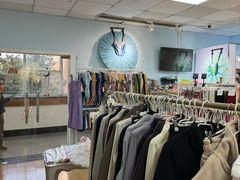 -上海路易十四芭蕾良品舞蹈用品店(美丽华商务中心店)