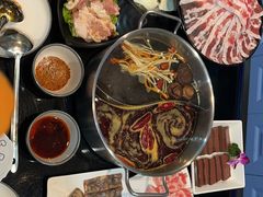 -唯爱KTV聚会餐厅(仙林东城汇店)