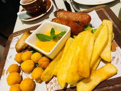 -YUE·6·西式融合餐厅(外滩六号店)