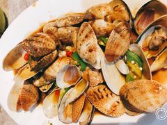 -四川小胡子海鲜(丁村万人海鲜广场店)