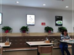 大堂-老边饺子馆(东单店)