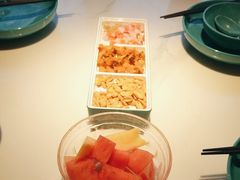 -荷塘秋月·本帮江浙菜(国权路店)