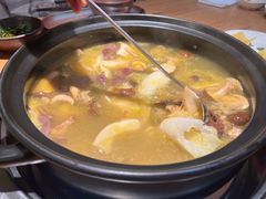 -一朵菌·野生菌探索家火锅(南亚店)