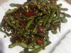 -红山红餐厅(宏源大厦店)