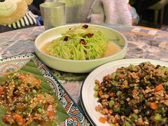 蒜香鸡脚-浩海火燒雲傣家菜(芮欧百货店)